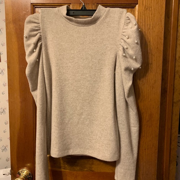 Zara Sweaters - Puffed shoulder with pearls sweater from Zara sz S